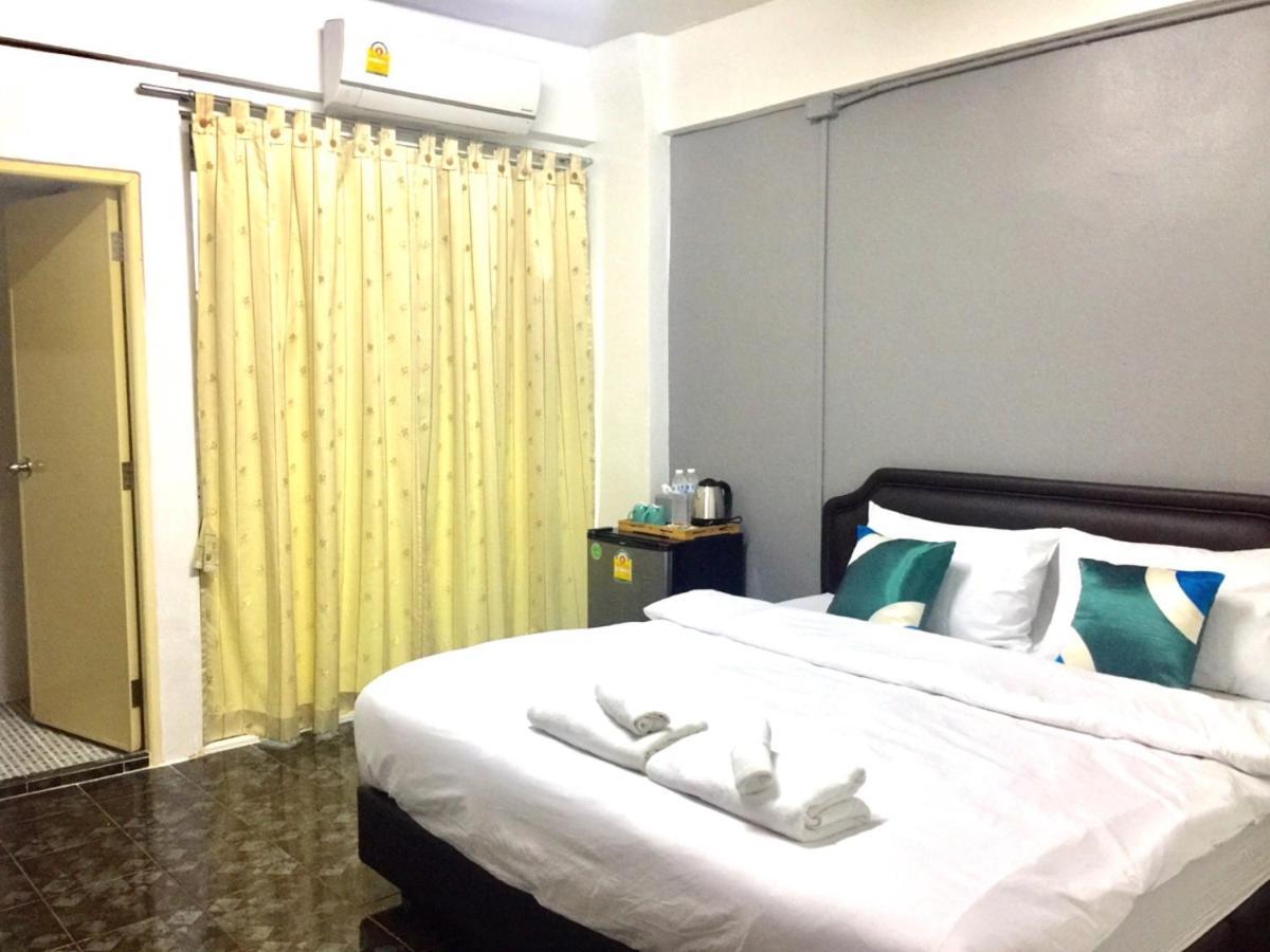 Ada Apartment - อาดา อพาร์ทเมนท์ Bangkok Exterior foto